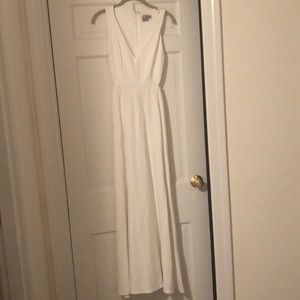 Stretchy white cut-out maxi